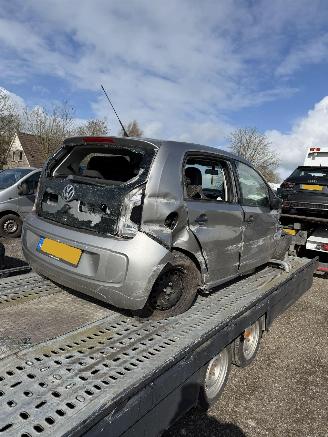 Volkswagen Up! Take up picture 3