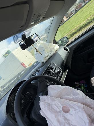 Volkswagen Up! Take up picture 5