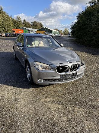 BMW 7-serie 730D picture 2