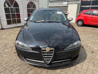 Alfa Romeo 147 147 (937), Hatchback, 2000 / 2010 1.9 JTDM picture 2