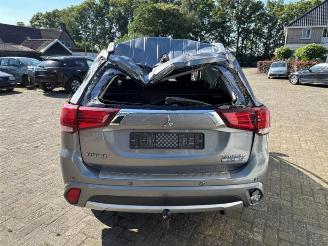 Mitsubishi Outlander Outlander (GF/GG), SUV, 2012 2.0 16V PHEV 4x4 picture 6
