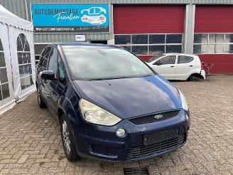 Vrakbiler auto Ford S-Max S-Max (GBW), MPV, 2006 / 2014 2.0 16V 2007/8