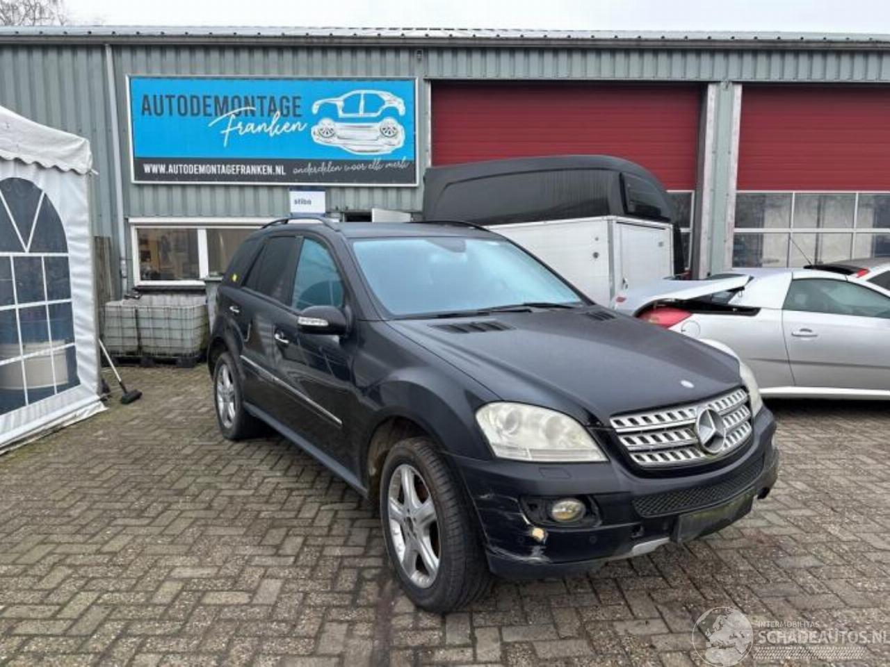 Mercedes ML ML II (164/4JG), SUV, 2005 / 2011 3.0 ML-280 CDI 4-Matic V6 24V