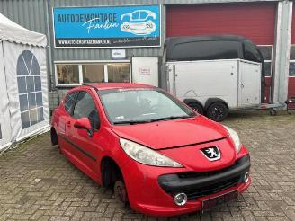 Coche siniestrado Peugeot 207 207/207+ (WA/WC/WM), Hatchback, 2006 / 2015 1.4 16V Vti 2009/1