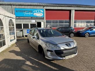 Coche siniestrado Peugeot 308 308 SW (4E/H), Combi 5-drs, 2007 / 2014 1.6 VTI 16V 2010/10