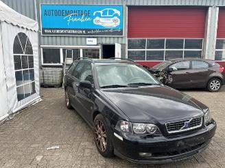 Uttjänta bilar auto Volvo V-40 V40 (VW), Combi, 1995 / 2004 2.0 16V Turbo 2004/1