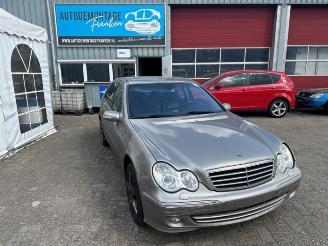 Vrakbiler auto Mercedes C-klasse C (W203), Sedan, 2000 / 2007 3.0 C-280 V6 24V 2006/2