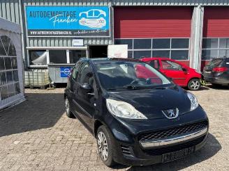 Salvage car Peugeot 107 107, Hatchback, 2005 / 2014 1.0 12V 2009/6
