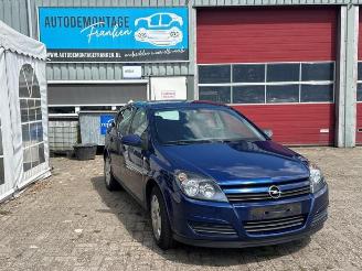 Uttjänta bilar auto Opel Astra Astra H (L48), Hatchback 5-drs, 2004 / 2010 1.6 16V Twinport 2004/5