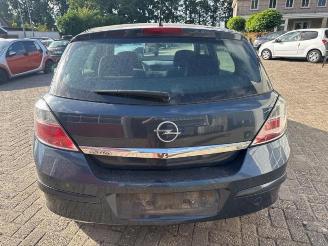 Opel Astra Astra H (L48), Hatchback 5-drs, 2004 / 2014 1.6 16V picture 6