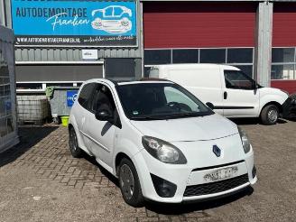 Vrakbiler auto Renault Twingo Twingo II (CN), Hatchback 3-drs, 2007 / 2014 1.2 16V 2009/9
