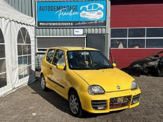 Auto da rottamare Fiat Seicento Seicento (187), Hatchback, 1997 / 2010 1.1 MPI S,SX,Sporting 2002/9