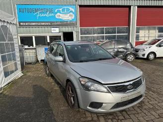  Kia Cee d Cee'd Sporty Wagon (EDF), Combi, 2007 / 2012 1.4 16V 2011/1