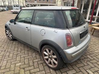 Mini Mini Mini One/Cooper (R50), Hatchback, 2001 / 2007 1.6 16V One picture 5