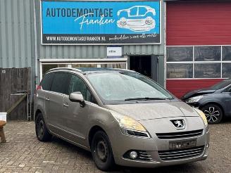 Vrakbiler auto Peugeot 5008 5008 I (0A/0E), MPV, 2009 / 2017 2.0 HDiF 16V 2011/10