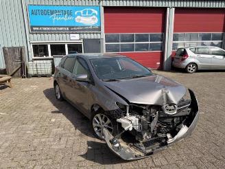 Vrakbiler auto Toyota Auris Auris (E18), Hatchback 5-drs, 2012 / 2019 1.3 VVT-I 16V 2013/1