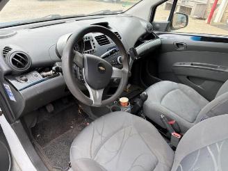 Chevrolet Spark Spark (M300), Hatchback, 2010 1.0 16V Bifuel picture 4