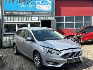 Dezmembrări autoturisme Ford Focus Focus 3 Wagon, Combi, 2010 / 2020 1.0 Ti-VCT EcoBoost 12V 125 2015/12