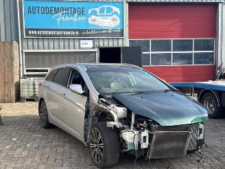 Sloopauto Hyundai I-40  2015/1