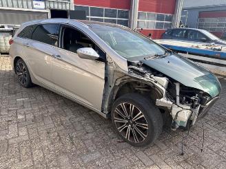 Hyundai I-40  picture 8