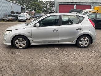 Hyundai I-30 i30 (FD), Hatchback, 2007 / 2011 1.4 CVVT 16V picture 3