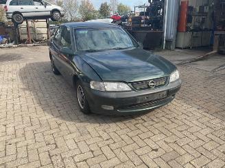 Uttjänta bilar auto Opel Vectra Vectra B (36), Sedan, 1995 / 2002 1.6 16V Ecotec 1998/4