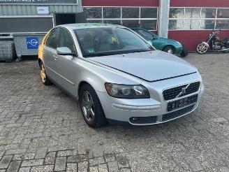 Purkuautot passenger cars Volvo S-40  2006/1