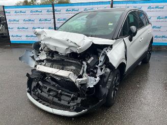 uszkodzony Opel Crossland 1.2 Turbo Elegance