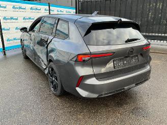 Opel Astra 1.2 Turbo GS Sports Tourer picture 4