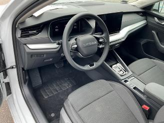 Skoda Octavia 1.5 TSi Combi Selection picture 5