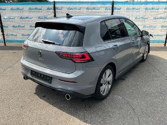Volkswagen Golf 2.0 TSI GTI picture 3