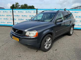 Damaged car Volvo Xc-90 Summum 2005/1