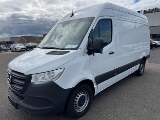 Mercedes Sprinter 317 CDI L2H2 | PRO | Cruise | Camera | Navi | App | 3.5t AHK voorb. picture 1