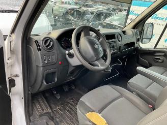 Renault Master 2.3 Koelwagen picture 3