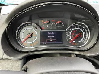 Opel Insignia 1.6 CDTi Innovation picture 7