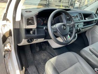 Volkswagen Transporter 2.0 TDi Transporter BlueMotion picture 6