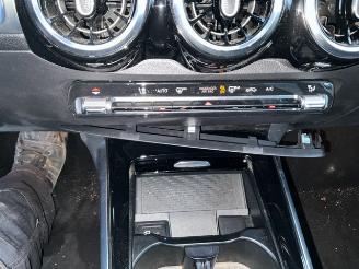 Mercedes GLB  picture 15