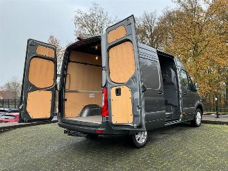 Mercedes Sprinter 317 L2H2 Automaat | PRO | Cruise | Camera | Stroelverw. | MBUX | BPM Vrij! picture 15