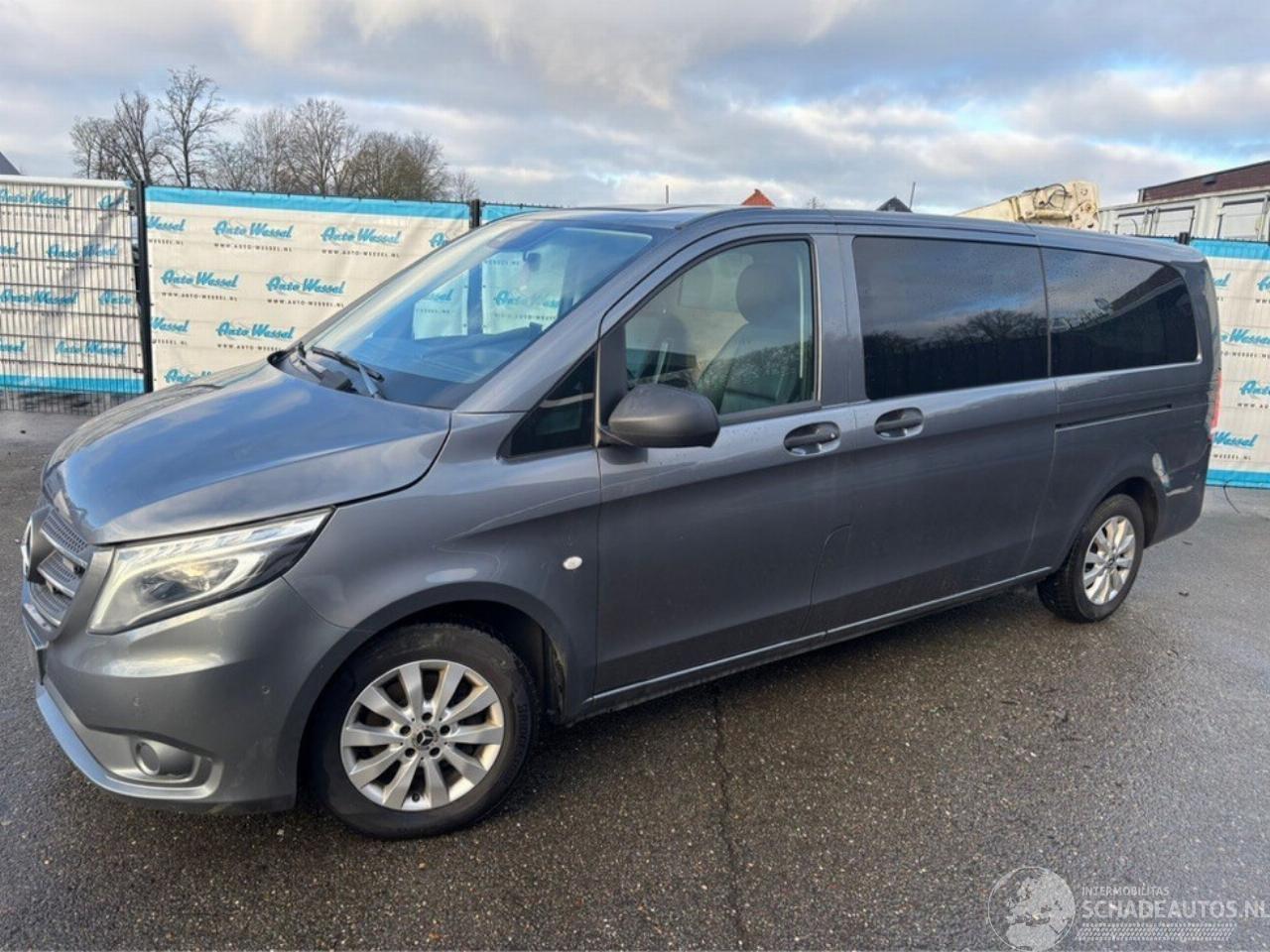 Mercedes Vito Tourer Lijkentransport