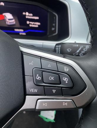 Volkswagen T-Roc Goal picture 23