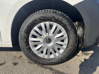 Volkswagen Caddy cargo picture 9