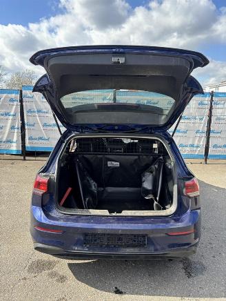 Volkswagen Golf Life picture 9