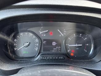 Peugeot Expert 231S 2.0 BlueHDI 120 Premium Pack | Storing AdBlue picture 19