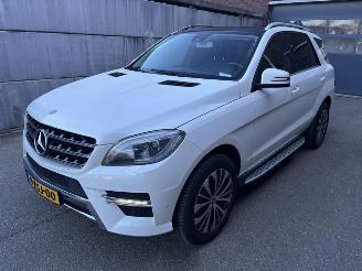 begagnad bil auto Mercedes ML 250 BlueTEC AMG Panoramadak 2013/2