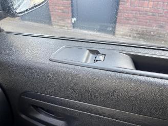 Opel Vivaro L2 2.0 cdti (106kW) Dubbelcabine 5P picture 24