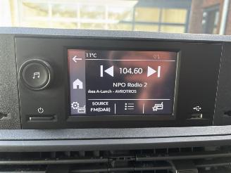 Opel Vivaro L2 2.0 cdti (106kW) Dubbelcabine 5P picture 21