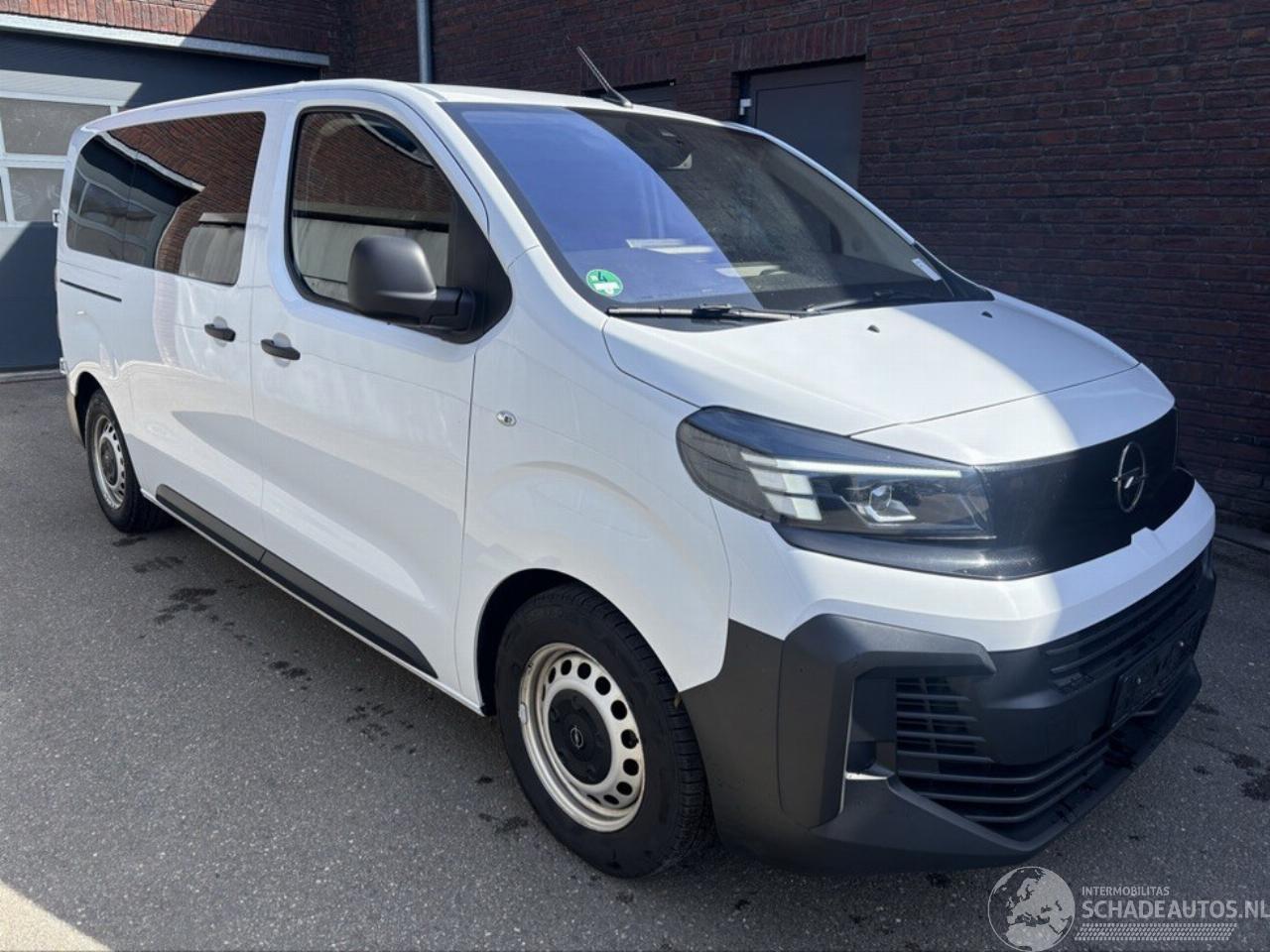 Opel Vivaro L2 2.0 cdti (106kW) Dubbelcabine 5P