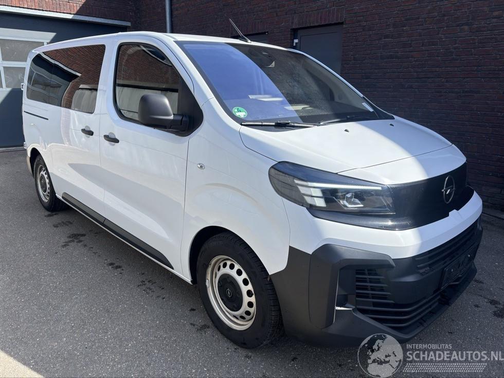 Opel Vivaro L2 2.0 cdti (106kW) Dubbelcabine 5P