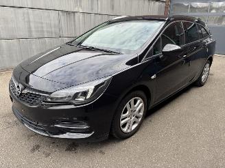 Vrakbiler auto Opel Astra Sportstourer 1.2 Turbo Business Start/Stop MOTOR DEFECT! 2020/12