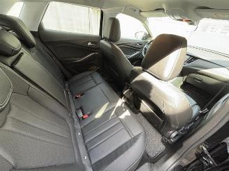 Opel Grandland X Ultimate Plug-in-Hybrid picture 17